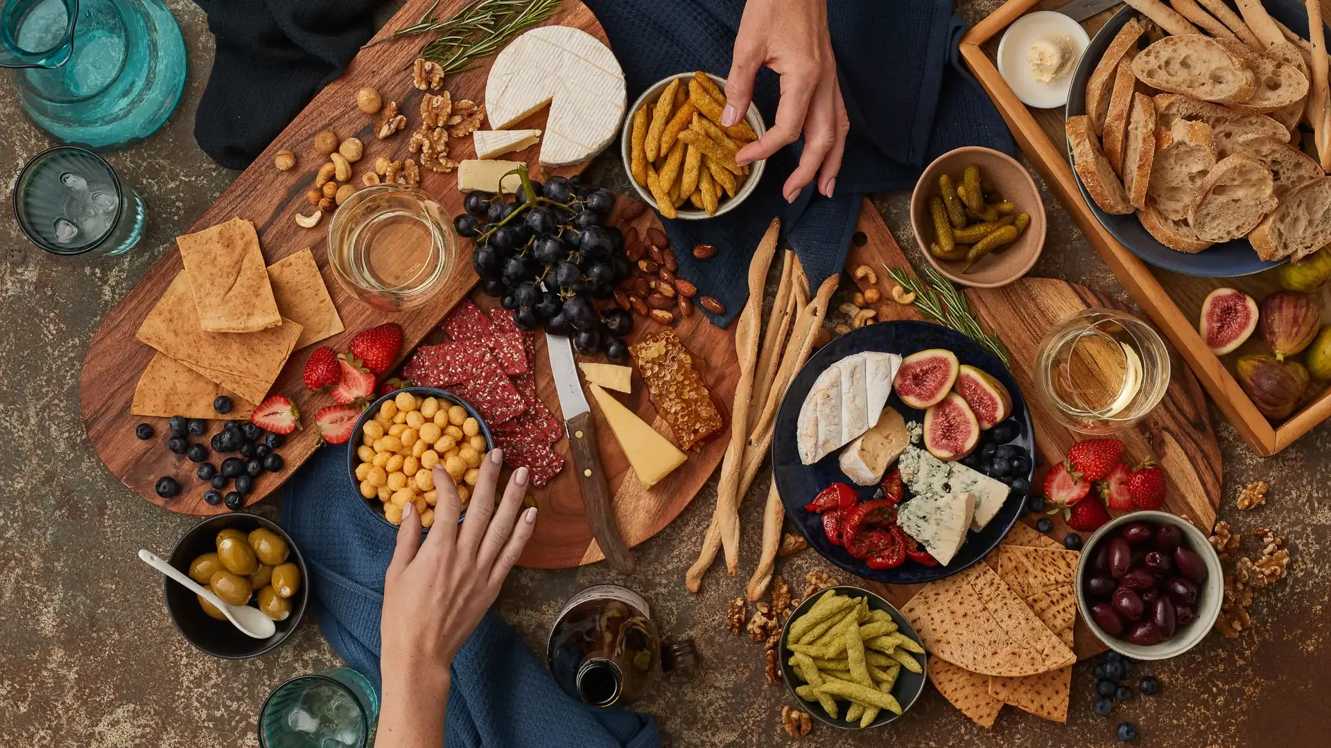 Calbee Harvest Snaps Grazing